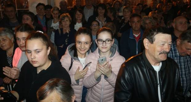 (FOTO) Nezaboravni koncert Mate Bulića u Velikoj, 24.5.2019.