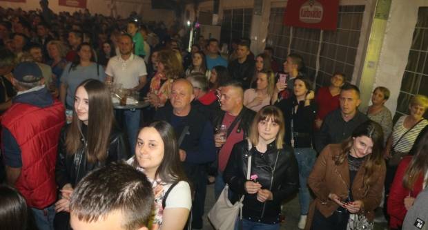 (FOTO) Nezaboravni koncert Mate Bulića u Velikoj, 24.5.2019.