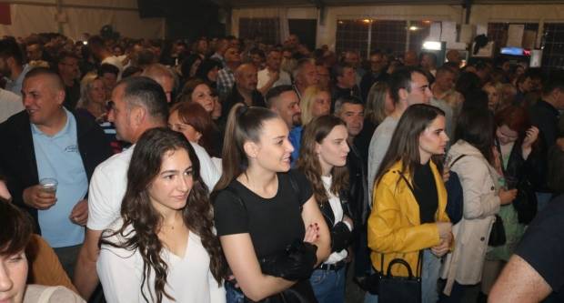 (FOTO) Nezaboravni koncert Mate Bulića u Velikoj, 24.5.2019.