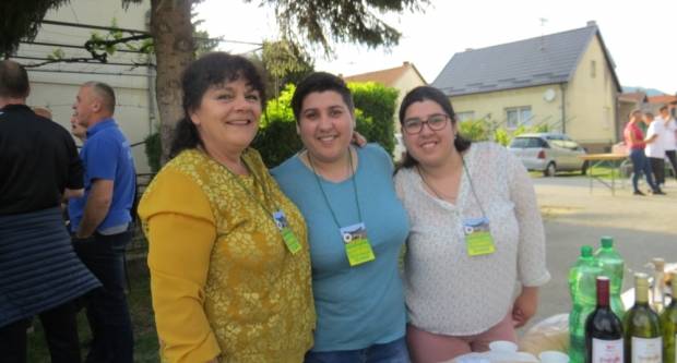 VELIKA: Najduži stol u Hrvata 2019. (FOTO)