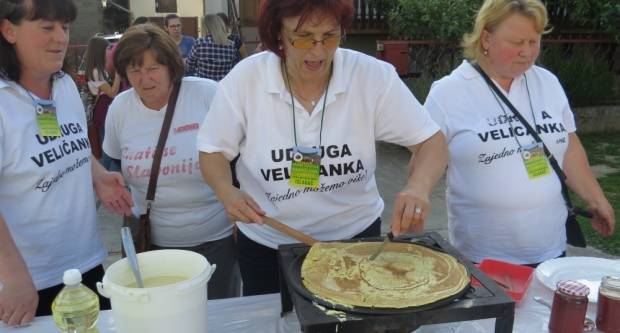 VELIKA: Najduži stol u Hrvata 2019. (FOTO)