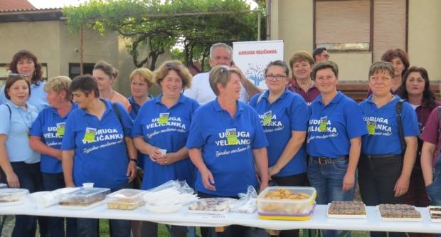 VELIKA: Najduži stol u Hrvata 2019. (FOTO)