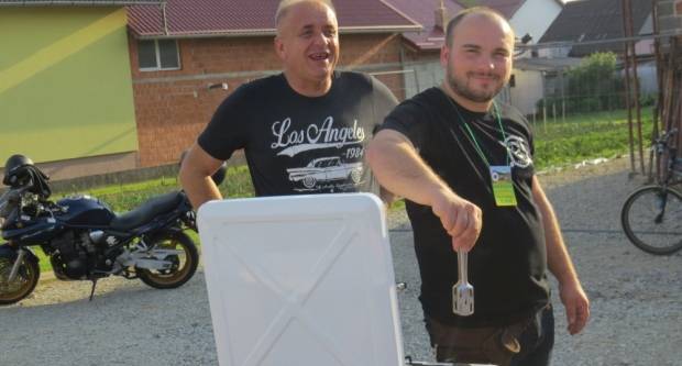 VELIKA: Najduži stol u Hrvata 2019. (FOTO)