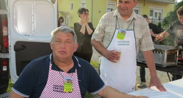 VELIKA: Najduži stol u Hrvata 2019. (FOTO)