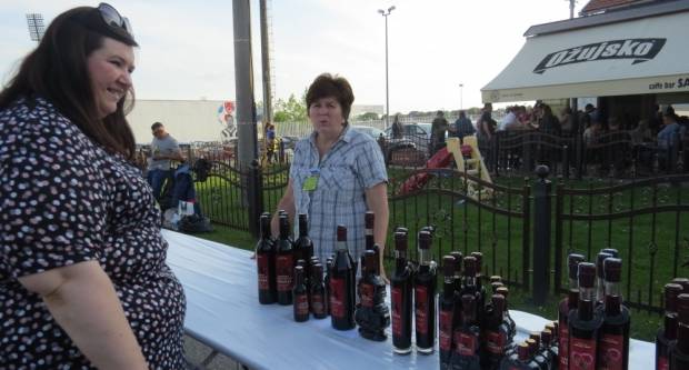 VELIKA: Najduži stol u Hrvata 2019. (FOTO)