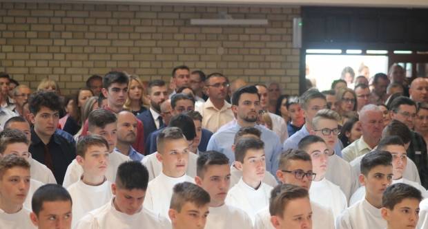Primanje Svete Potvrde u crkvi sv. Leopolda Mandića u Požegi 26.5.2019.