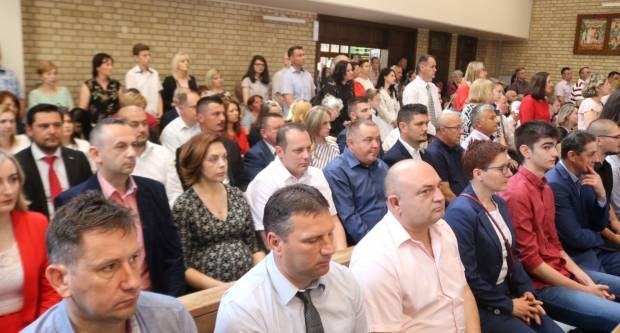 Primanje Svete Potvrde u crkvi sv. Leopolda Mandića u Požegi 26.5.2019.