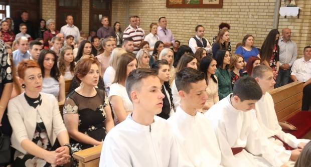 Primanje Svete Potvrde u crkvi sv. Leopolda Mandića u Požegi 26.5.2019.