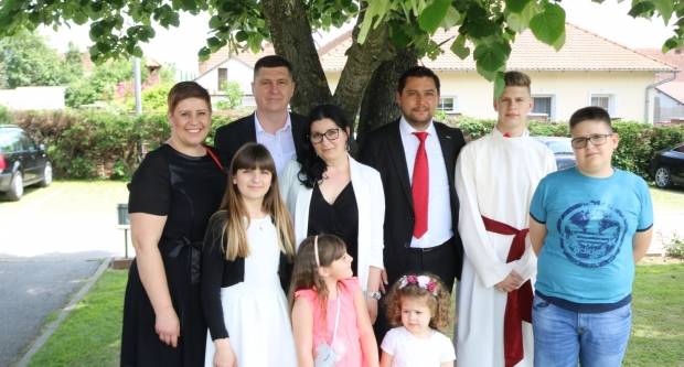 Primanje Svete Potvrde u crkvi sv. Leopolda Mandića u Požegi 26.5.2019.