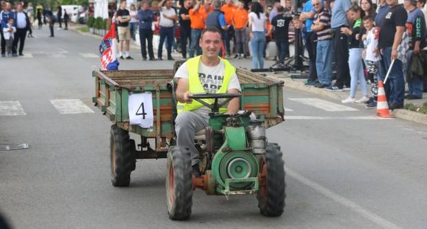 Utrka traktora u Kutjevu i sajam OPG-ova i PG-ova povodom Festivala graševine 2019.