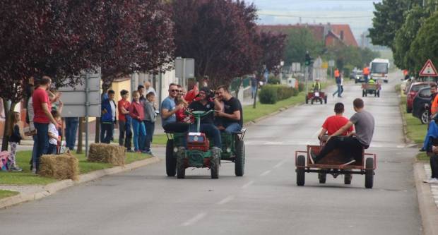 Utrka traktora u Kutjevu i sajam OPG-ova i PG-ova povodom Festivala graševine 2019.