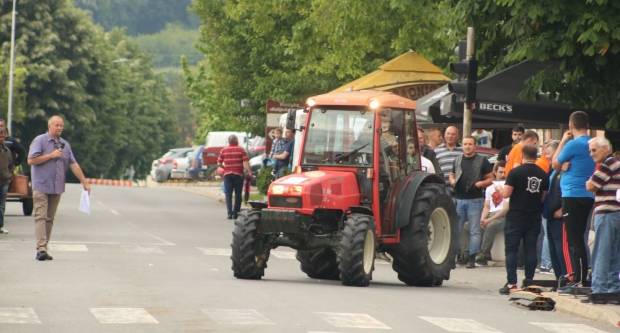 Utrka traktora u Kutjevu i sajam OPG-ova i PG-ova povodom Festivala graševine 2019.