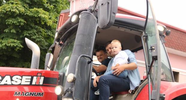 Utrka traktora u Kutjevu i sajam OPG-ova i PG-ova povodom Festivala graševine 2019.