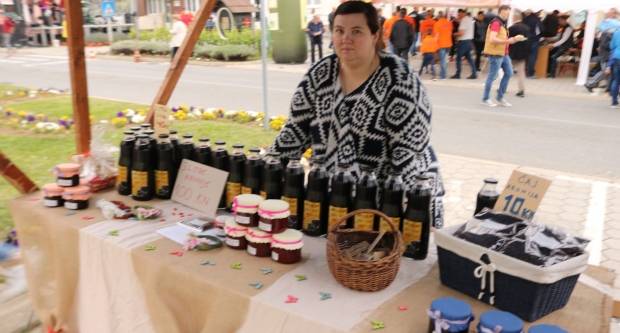 Utrka traktora u Kutjevu i sajam OPG-ova i PG-ova povodom Festivala graševine 2019.