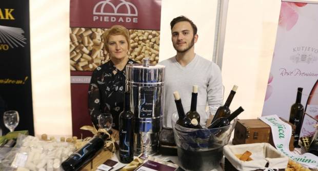 Utrka traktora u Kutjevu i sajam OPG-ova i PG-ova povodom Festivala graševine 2019.