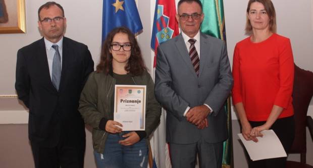 Dodijeljene nagrade za najbolje radove i sudjelovanje na natječaju “Kreativni i neovisni”