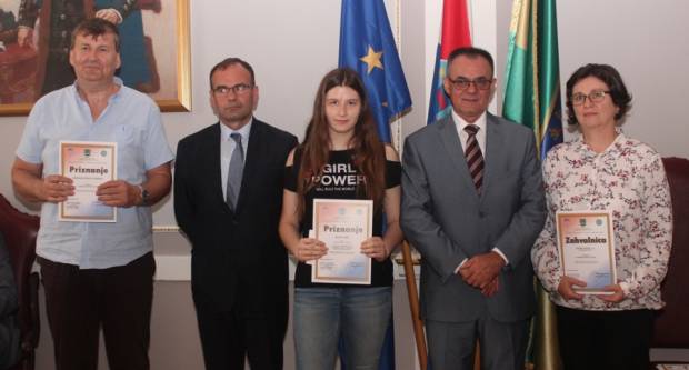 Dodijeljene nagrade za najbolje radove i sudjelovanje na natječaju “Kreativni i neovisni”