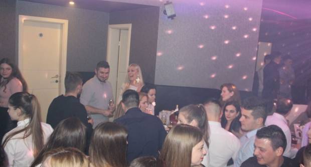 Noćni život u Platinumu uoči Uskrsa 1.4.2018.