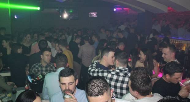 Noćni život u Platinumu uoči Uskrsa 1.4.2018.