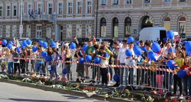 Prolazak vozača CRO RACE međunarodne biciklističke utrke kroz Požegu 1.10.2019.