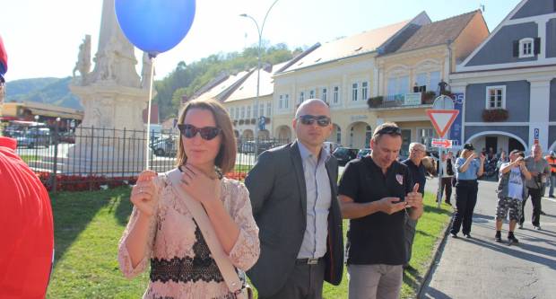 Prolazak vozača CRO RACE međunarodne biciklističke utrke kroz Požegu 1.10.2019.