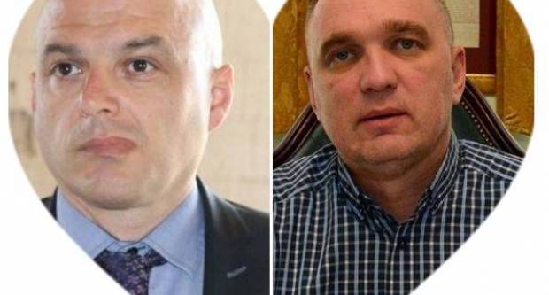 VRANA VRANI OČI NE KOPA: Puljašić i Neferović jedan drugom štite leđa VRANA VRANI OČI NE KOPA: Puljašić i Neferović jedan drugom štite leđa