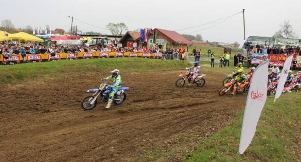 Otvoreno prvenstvo Hrvatske u motocross-u na stazi Villare u Požegi 15.4.2018.