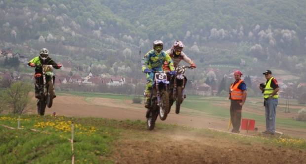 Otvoreno prvenstvo Hrvatske u motocross-u na stazi Villare u Požegi 15.4.2018.
