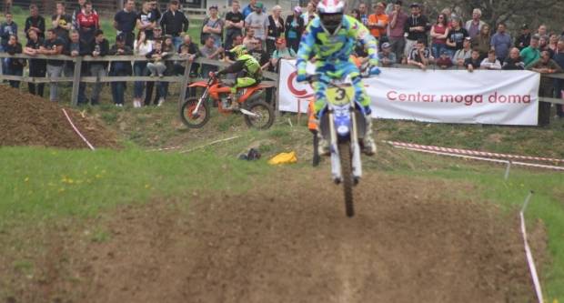 Otvoreno prvenstvo Hrvatske u motocross-u na stazi Villare u Požegi 15.4.2018.