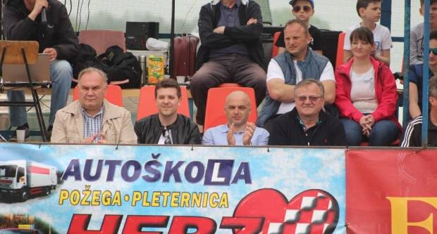Otvoreno prvenstvo Hrvatske u motocross-u na stazi Villare u Požegi 15.4.2018.