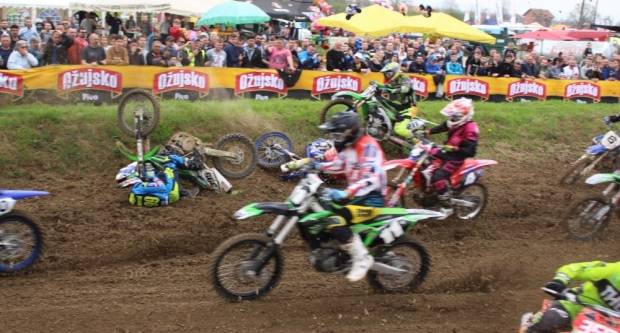 Otvoreno prvenstvo Hrvatske u motocross-u na stazi Villare u Požegi 15.4.2018.