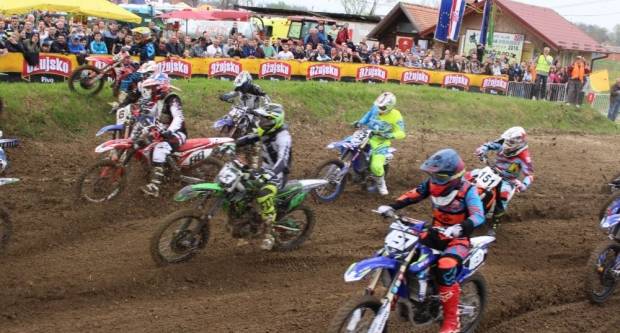 Otvoreno prvenstvo Hrvatske u motocross-u na stazi Villare u Požegi 15.4.2018.
