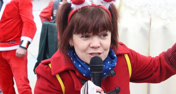 Sveti Nikola sa svojim pomoćnicima stigao u Pleternicu i podijelio djeci poklone