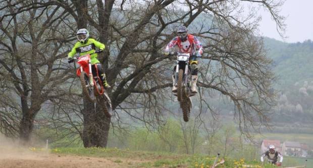 Otvoreno prvenstvo Hrvatske u motocross-u na stazi Villare u Požegi 15.4.2018.