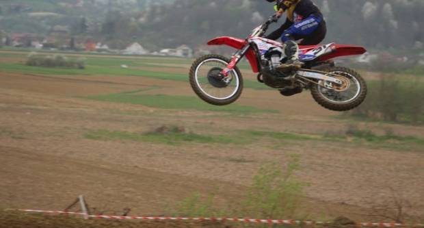 Otvoreno prvenstvo Hrvatske u motocross-u na stazi Villare u Požegi 15.4.2018.