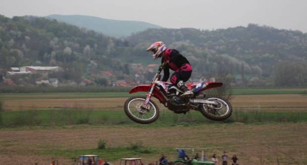 Otvoreno prvenstvo Hrvatske u motocross-u na stazi Villare u Požegi 15.4.2018.