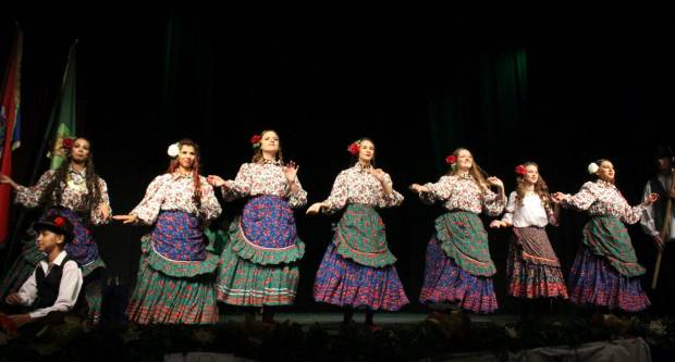 Održana 13. Smotra folklora ʺObičaji starog zavičaja 2019.ʺ u organizaciji KUD-a ZD Rama iz Pleternice