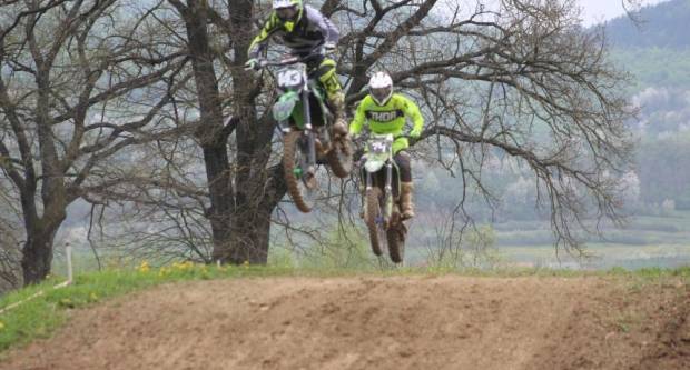 Otvoreno prvenstvo Hrvatske u motocross-u na stazi Villare u Požegi 15.4.2018.