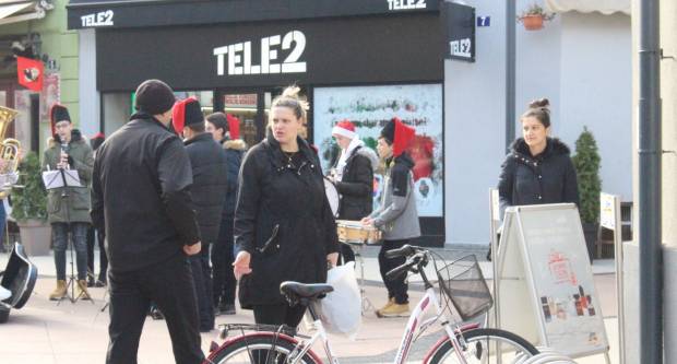 Subotnja šetnja Požegom 14.12.2019.