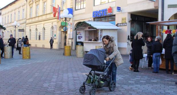 Subotnja šetnja Požegom 14.12.2019.
