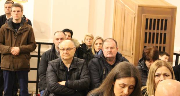 Požeški biskup msgr. Antun Škvorčević, predvodio svečanu Misu polnoćku u požeškoj Katedrali 25.12.2019.