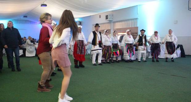 Održano 8. ʺBosansko preloʺ u organizaciji udruge Komušina Brestovac, i ove godine manifestacija humanitarnog karaktera 28.12.2019.