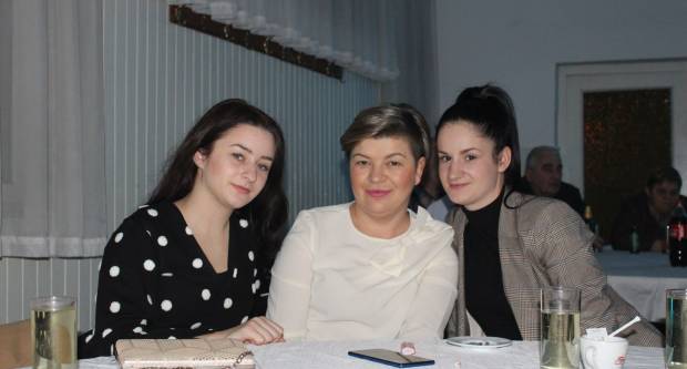 Održano 8. ʺBosansko preloʺ u organizaciji udruge Komušina Brestovac, i ove godine manifestacija humanitarnog karaktera 28.12.2019.