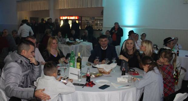 Održano 8. ʺBosansko preloʺ u organizaciji udruge Komušina Brestovac, i ove godine manifestacija humanitarnog karaktera 28.12.2019.