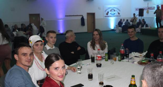 Održano 8. ʺBosansko preloʺ u organizaciji udruge Komušina Brestovac, i ove godine manifestacija humanitarnog karaktera 28.12.2019.