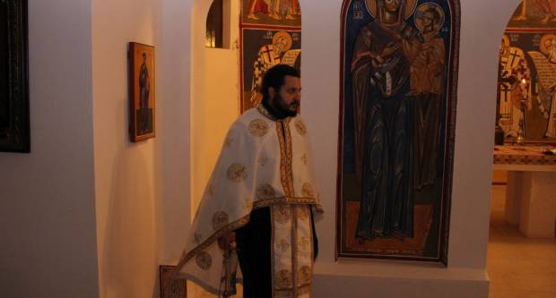 Liturgija i paljenje Badnjaka povodom pravoslavnog Božića u Požegi 6.1.2020.