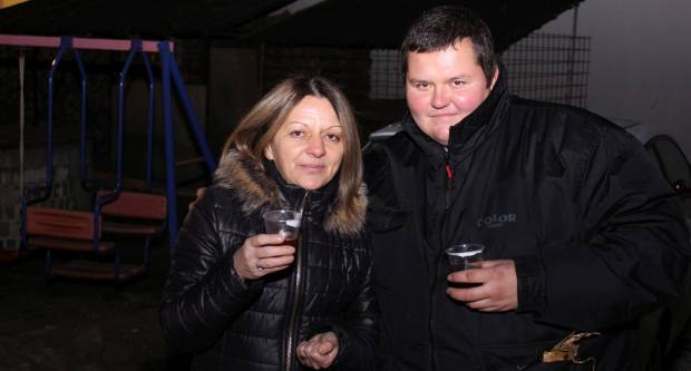 Liturgija i paljenje Badnjaka povodom pravoslavnog Božića u Požegi 6.1.2020.