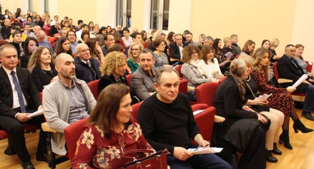 Koncert Aljoše Jurinića povodom inauguracije koncertnog klavira u Glazbenoj školi Požega 16.1.2020.