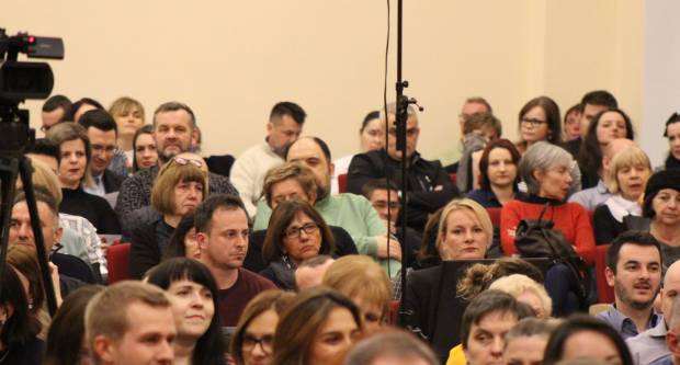 Koncert Aljoše Jurinića povodom inauguracije koncertnog klavira u Glazbenoj školi Požega 16.1.2020.