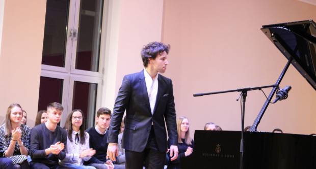 Koncert Aljoše Jurinića povodom inauguracije koncertnog klavira u Glazbenoj školi Požega 16.1.2020.